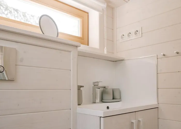 Tiny House, Kleinod Im Gruenen